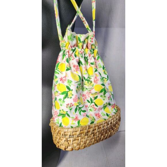 C&C California Rattan Wicker Lemon Printed Canvas Bucket Bag Handbag New - Picture 8 of 16